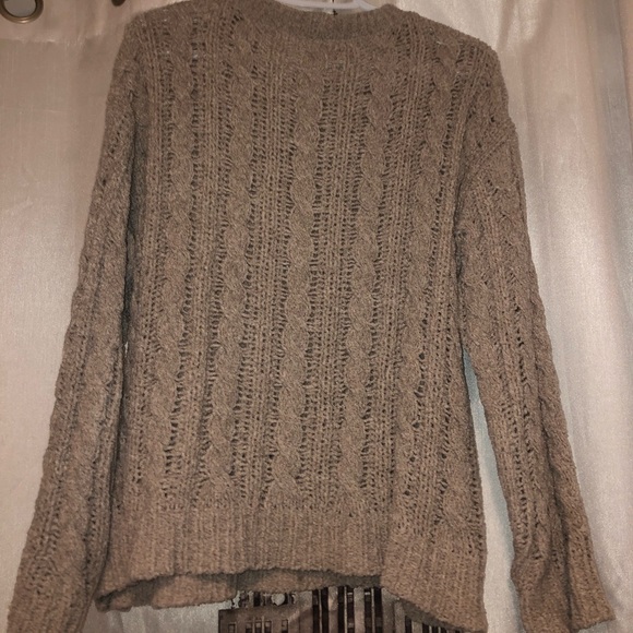 American Eagle sweater - Picture 2 of 2
